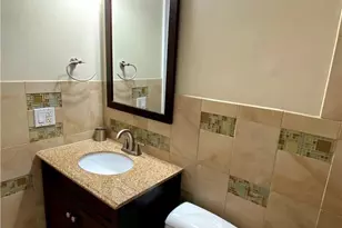 600 NE 7th Ave, Fort Lauderdale, FL 33304 - Photo 9