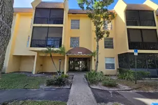 490 NW 20th St, Boca Raton, FL 33431 - Photo 1