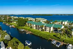 1845 Tarpon Ln, Vero Beach, FL 32960 - Photo 1