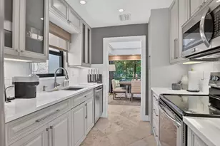 6812 Willow Wood Dr, Boca Raton, FL 33434 - Photo 3