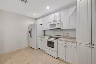 1804 E Sanderling Ln, Fort Pierce, FL 34982 - Photo 9