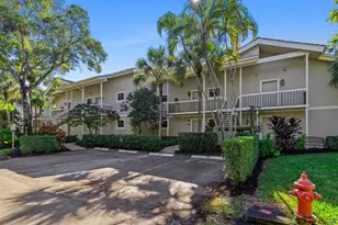 11863 Wimbledon Circle, Wellington, FL 33414 - Photo 17