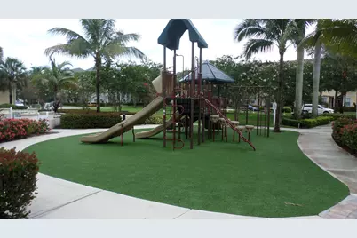 276 Murcia Drive #307, Jupiter, FL 33458 - Photo 15