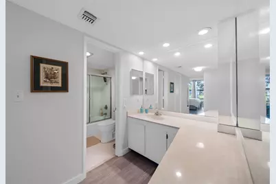 3611 Oaks Clubhouse Drive #104, Pompano Beach, FL 33069 - Photo 7