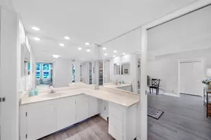 3611 Oaks Clubhouse Dr, Pompano Beach, FL 33069 - Photo 31