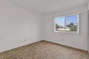 2118 SW Airoso Blvd, Port Saint Lucie, FL 34984 - Photo 25