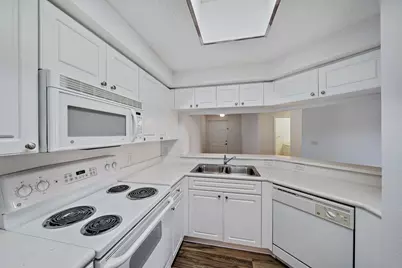 2725 Anzio Court #107, Palm Beach Gardens, FL 33410 - Photo 19
