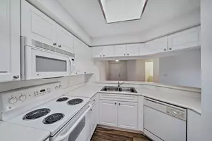 2725 Anzio Ct, Palm Beach Gardens, FL 33410 - Photo 19