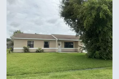 2719 SE Ibis Avenue, Port Saint Lucie, FL 34952 - Photo 1