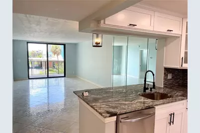 801 N Ocean Boulevard #202, Pompano Beach, FL 33062 - Photo 5