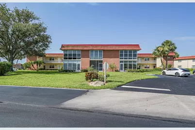 106 Spring Lake Court #201, Vero Beach, FL 32962 - Photo 25