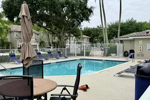 13219 NW 7th Manor, Plantation, FL 33325 - Photo 5
