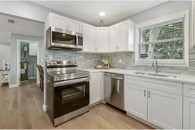 8745 98th Court, Vero Beach, FL 32967 - Photo 9