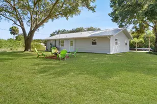 8745 98th Ct, Vero Beach, FL 32967 - Photo 5