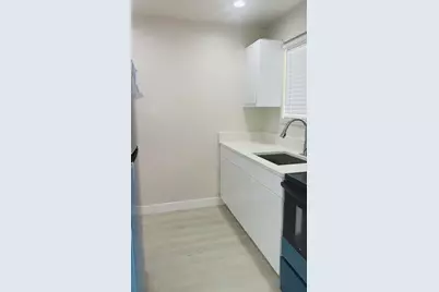 6106 Forest Hill Boulevard #201, West Palm Beach, FL 33415 - Photo 3