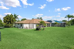 111 Meadow Woode Dr, Royal Palm Beach, FL 33411 - Photo 29