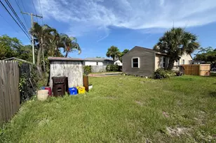 1007 Avon Rd, West Palm Beach, FL 33401 - Photo 13