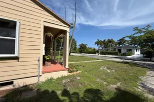 1007 Avon Rd, West Palm Beach, FL 33401 - Photo 11