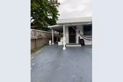 2137 NW 1st Terrace #R, Miami, FL 33125 - Photo 1
