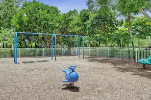 1163 Camellia Cir, Weston, FL 33326 - Photo 51