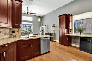 1163 Camellia Cir, Weston, FL 33326 - Photo 21