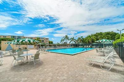 2615 NE 1st Court #406, Boynton Beach, FL 33435 - Photo 37