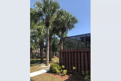 303 SE Castle Court SE #3-C, Port Saint Lucie, FL 34952 - Photo 9