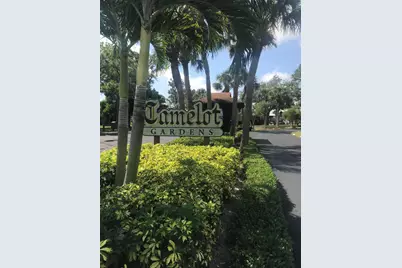 303 SE Castle Court SE #3-C, Port Saint Lucie, FL 34952 - Photo 11