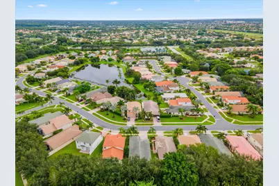 4221 Bluff Harbor Way, Wellington, FL 33449 - Photo 35
