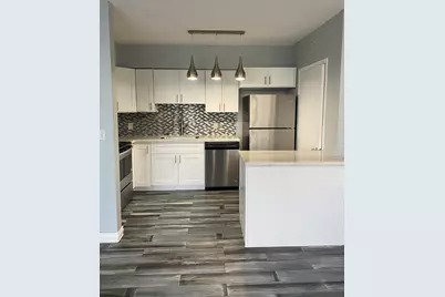 1330 West Avenue #403, Miami Beach, FL 33139 - Photo 5