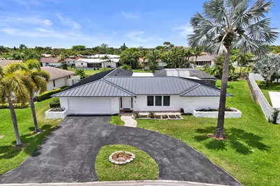 1852 NW 82nd Avenue, Coral Springs, FL 33071 - Photo 5