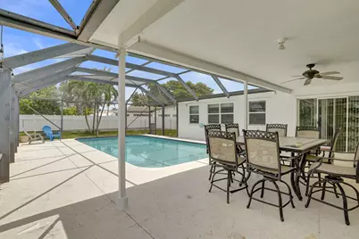 1852 NW 82nd Avenue, Coral Springs, FL 33071 - Photo 57