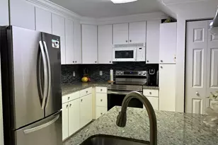 4460 Crystal Lake Dr, Deerfield Beach, FL 33064 - Photo 9