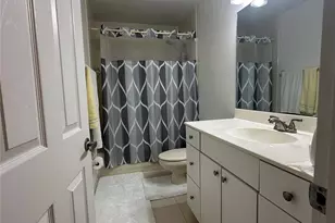 4460 Crystal Lake Dr, Deerfield Beach, FL 33064 - Photo 21
