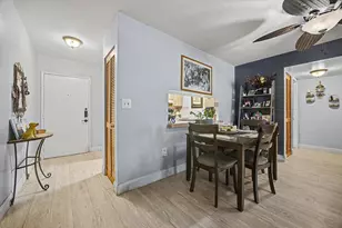 240 W Park Dr, Miami, FL 33172 - Photo 5