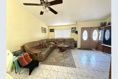 2000 NW 70th Lane, Margate, FL 33063 - Photo 3