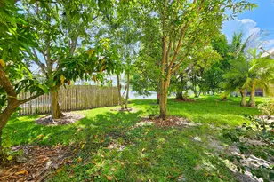 7295 Via Leonardo, Lake Worth, FL 33467 - Photo 23