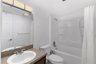7556 Stirling Rd, Davie, FL 33024 - Photo 23