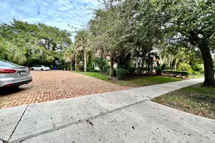 815 Upland Rd, West Palm Beach, FL 33401 - Photo 21