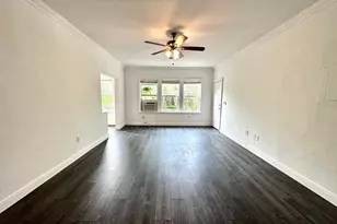 815 Upland Rd, West Palm Beach, FL 33401 - Photo 9