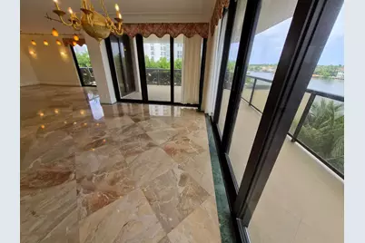 19667 Turnberry Way #4J, Aventura, FL 33180 - Photo 3