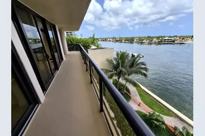 19667 Turnberry Way #4J, Aventura, FL 33180 - Photo 5