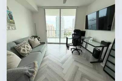 300 S Biscayne Boulevard #T-2208, Miami, FL 33131 - Photo 9