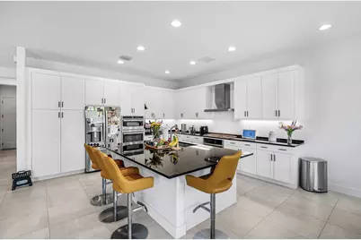 8381 Fishers Island Way, Boca Raton, FL 33434 - Photo 15