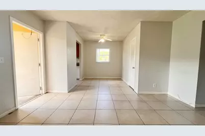 200 Croton Avenue #111, Lantana, FL 33462 - Photo 3