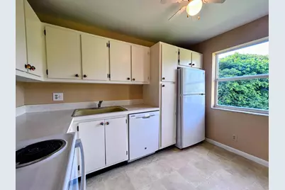21 Colonial Club Drive #202, Boynton Beach, FL 33435 - Photo 11