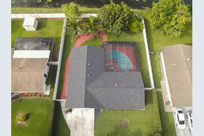 2045 Pinehurst Drive, West Palm Beach, FL 33407 - Photo 39