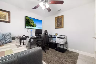 2045 Pinehurst Drive, West Palm Beach, FL 33407 - Photo 25