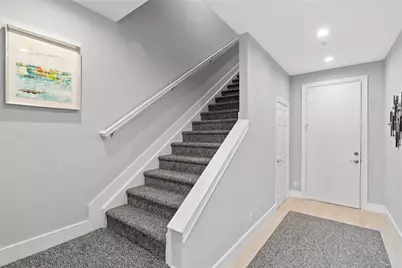 2241 NE 9th Avenue, Wilton Manors, FL 33305 - Photo 17