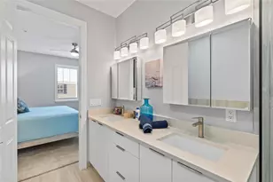 2241 NE 9th Ave, Wilton Manors, FL 33305 - Photo 23